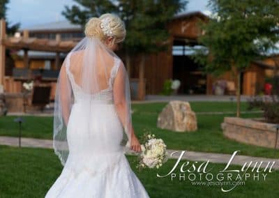 Photo of a bride and a heading that says Jesa Lynn Photography